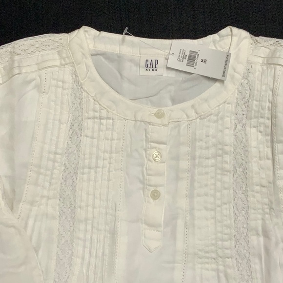 Girls white blouse, size M, NWT - Picture 2 of 3